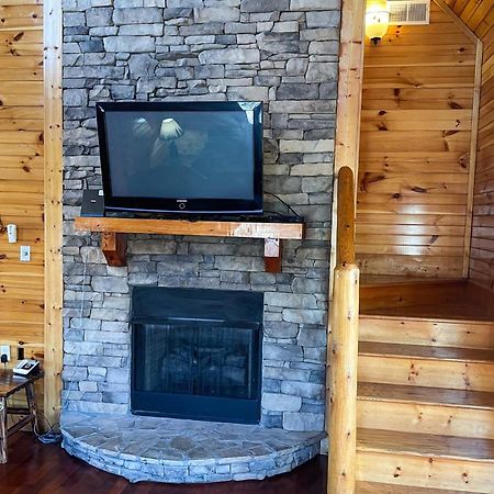 Black Bear Hideaway Cabin Gatlinburg Exterior foto