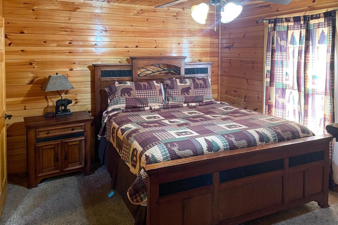 Black Bear Hideaway Cabin Gatlinburg Exterior foto
